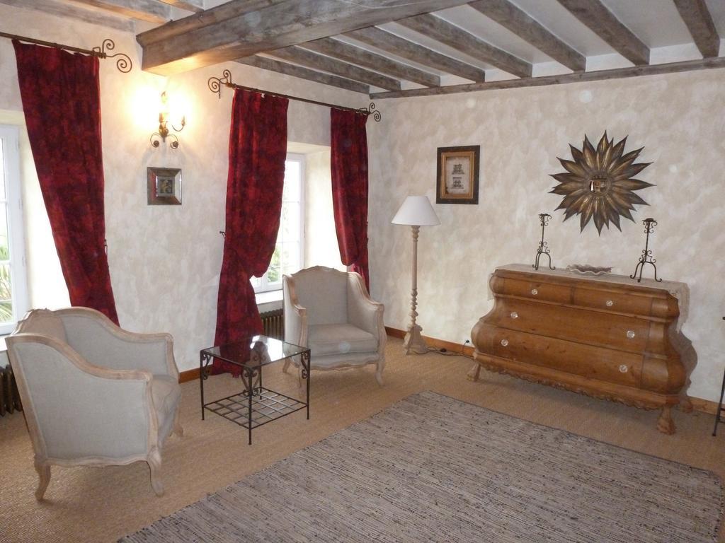 Manoir De Savigny Bed & Breakfast Valognes Room photo